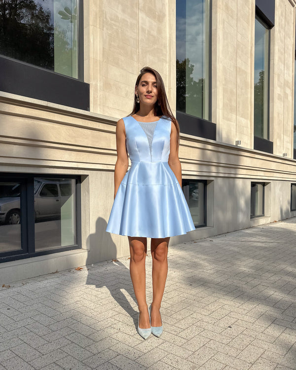 Elegant short blue dress